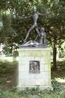 Taunusanlage - Heine-Denkmal